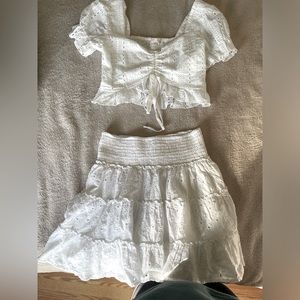 White 2 piece set